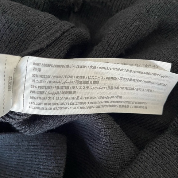 ABERCROMBIE & FITCH | Soft AF | Black | Small - Picture 5 of 5